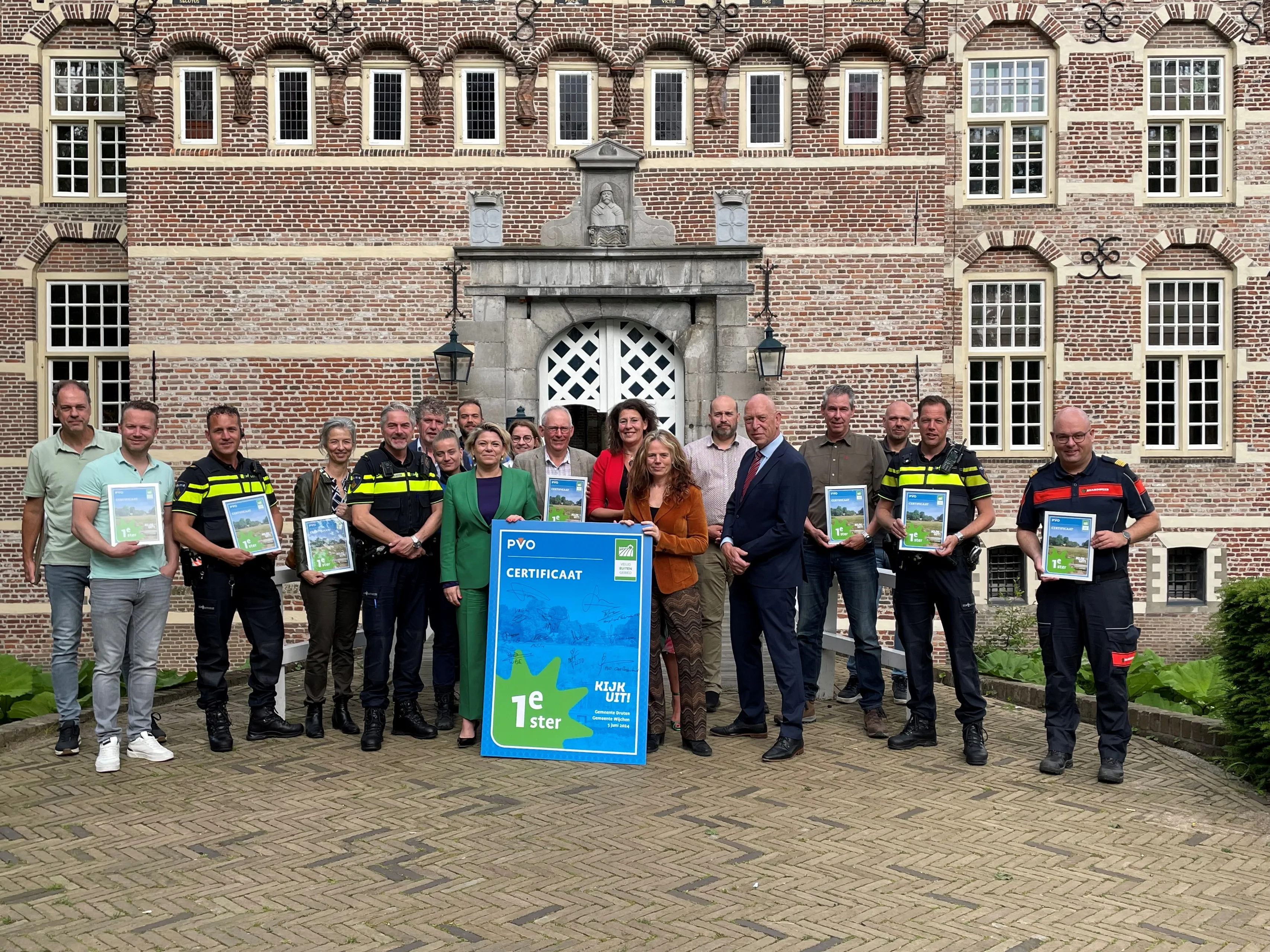 ondertekening certificaat veilig buitengebied gemeenten druten en wijchen