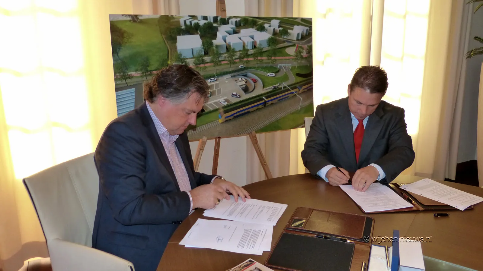ondertekening gemeente wijchen en bam 03