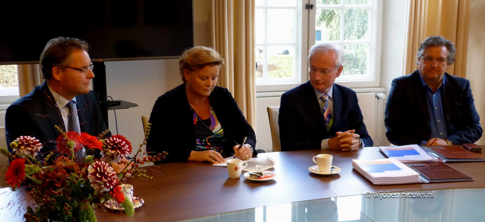 ondertekening gemeente wijchen en rabo 01