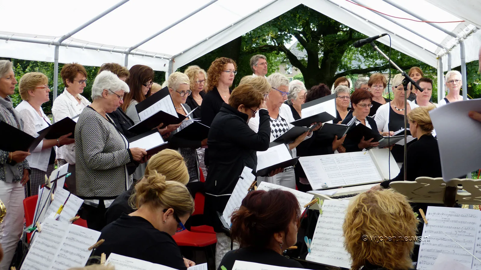 openluchtmis oude toren balgoy 2016 06