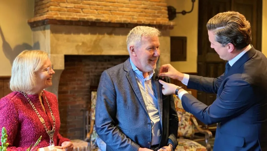 opspelden draagspeld door wethouder nick derks 915x518 1