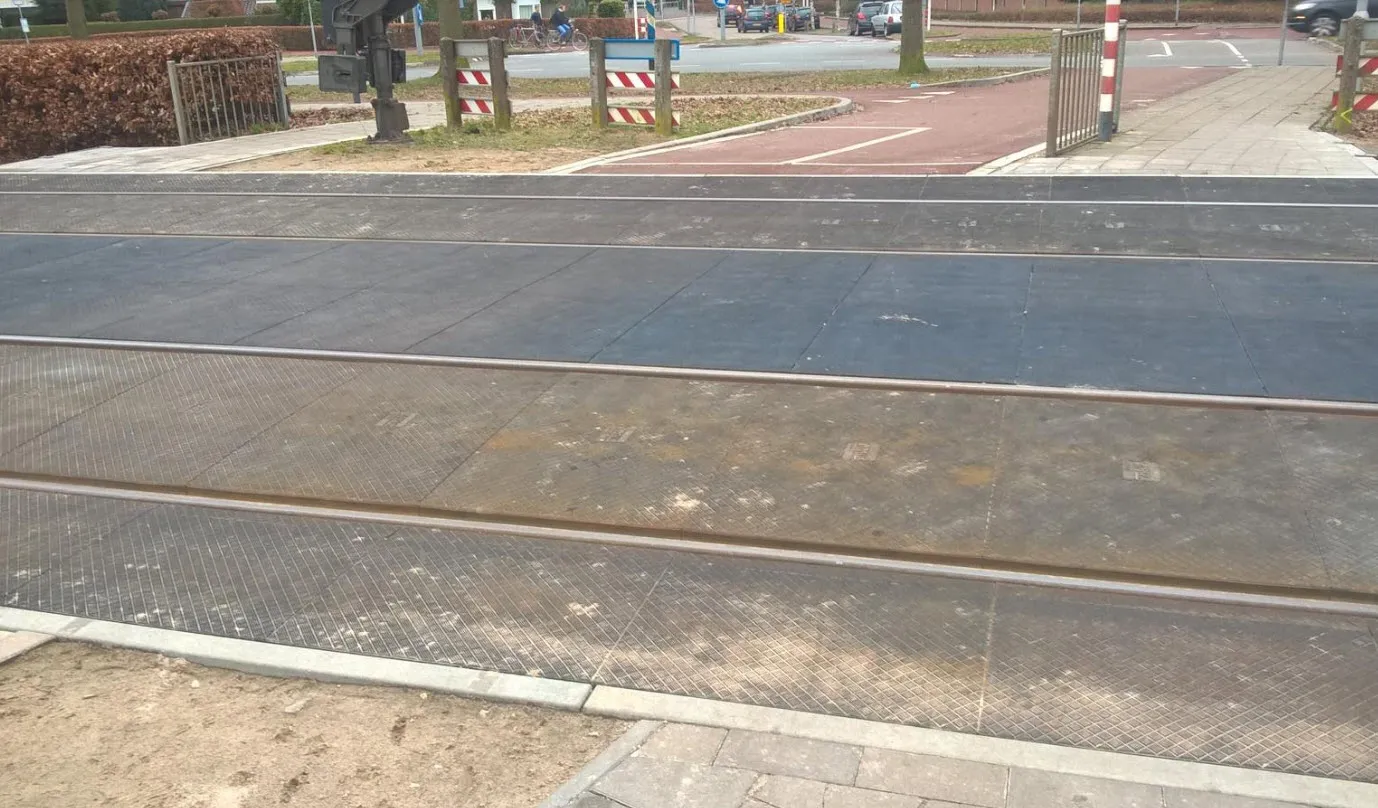 spoorwegovergang passeweg wijchen 310117