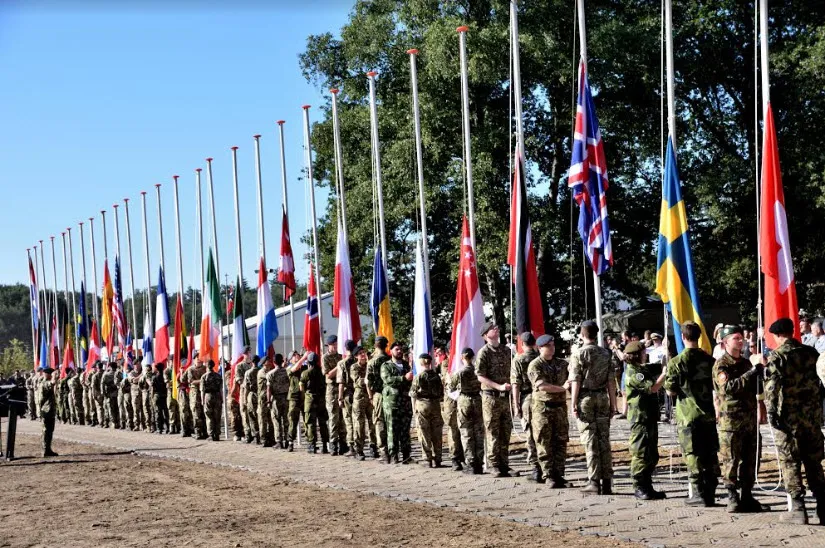 vlaggenparade heumensoord 02