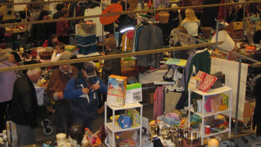 vlooienmarkt 091018