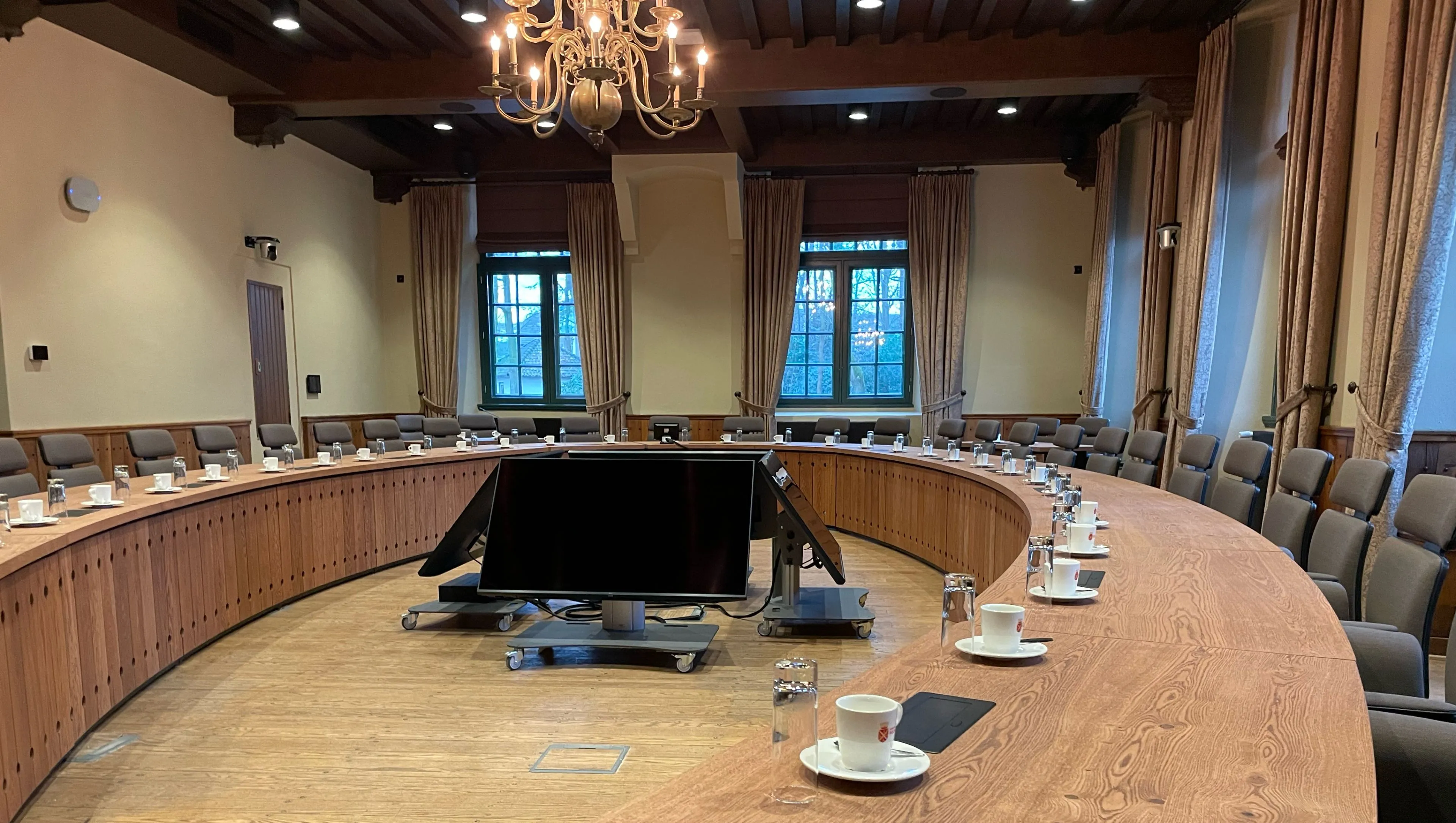 raadszaal kasteel wijchen img 1856
