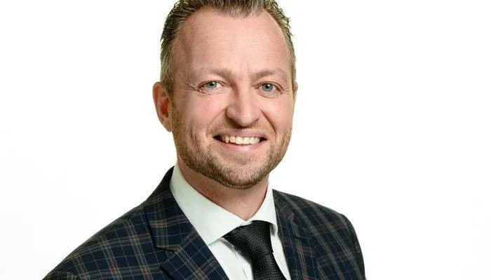 martijn derks kopie 1700x400