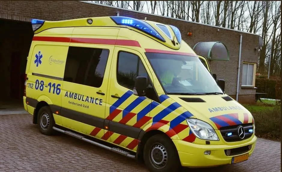 ambulance 669d80b5c9a41