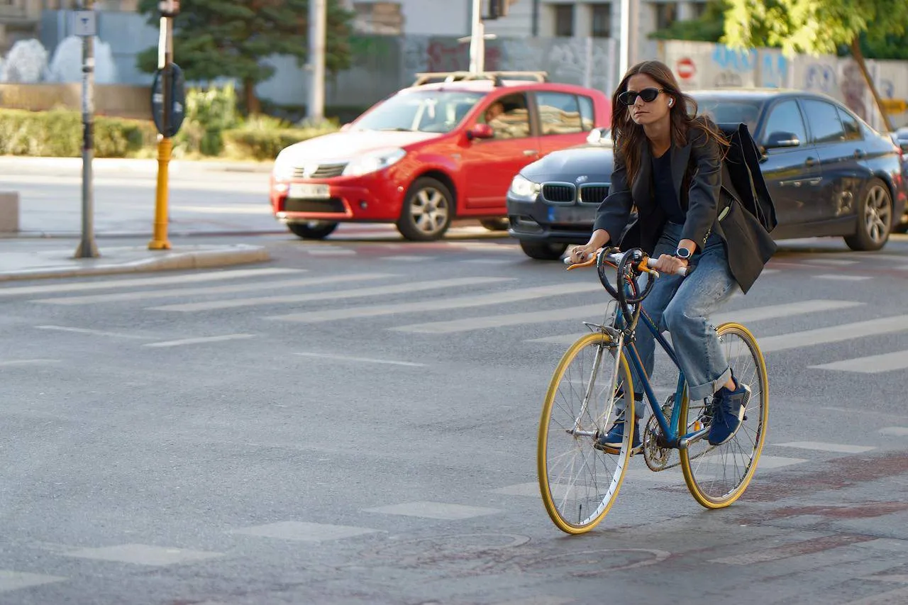 bicyclist-7485700_1280(1)