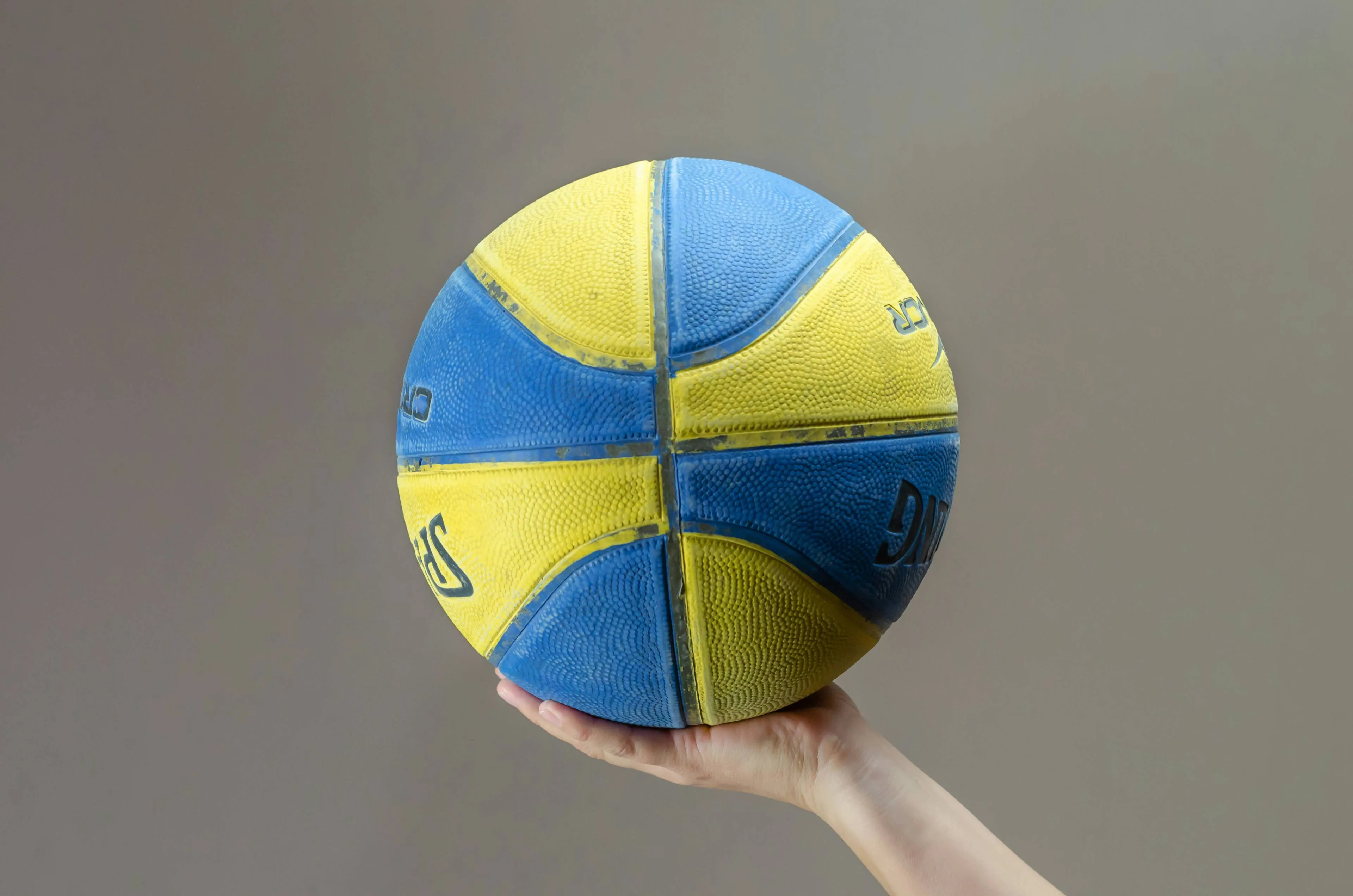volleybal bal Unsplash marcos-ramirez-JKym0Et_Dlc-unsplash