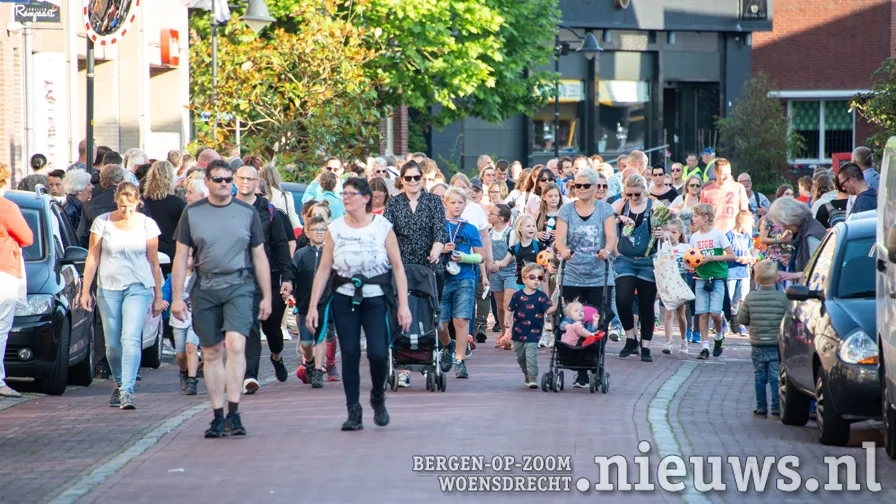 20190620 woensdrecht avondvierdaagse 001