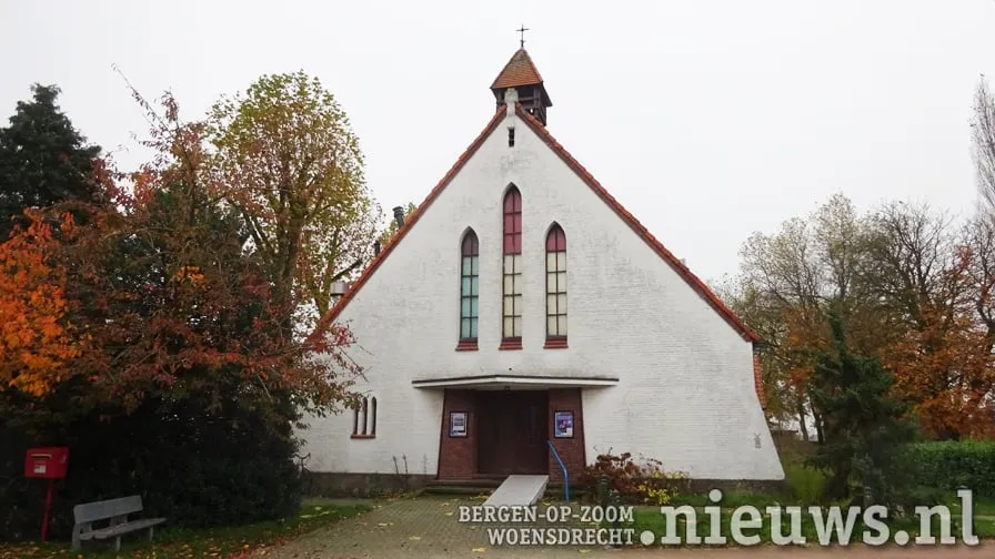 20211115 hoevene theater kapel 001b