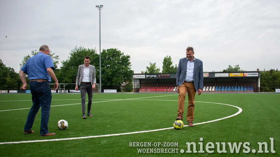 20220520 jkr hoo meto kunstgras 000