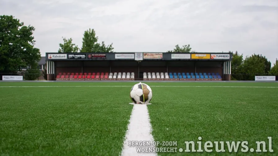 20220520 jkr hoo meto kunstgras 006