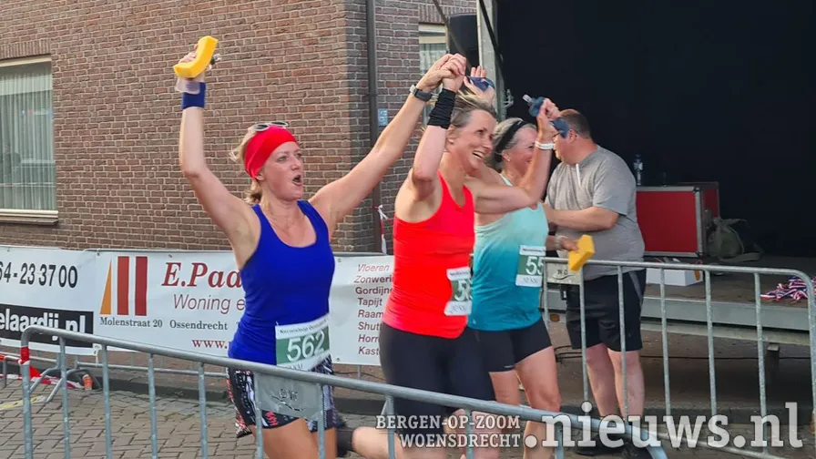 20220616 cat oss kermisloop 001