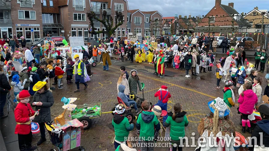 20240209 leo hoo optocht1