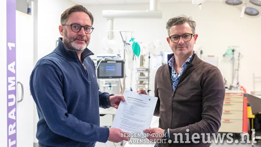 bravis sluit zich aan bij stichting need menno gaakeer van need en robbert groenewegen