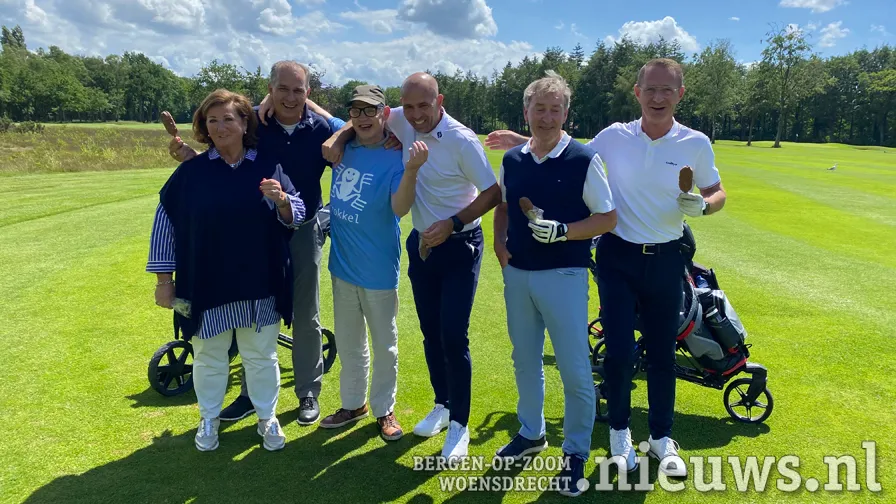 foto bij persbericht golftoernooi