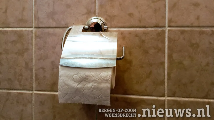 jkr alg toiletrol 001b