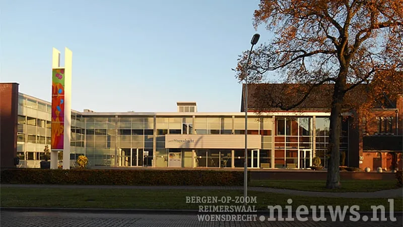 jkr hoo gemeentehuis 003