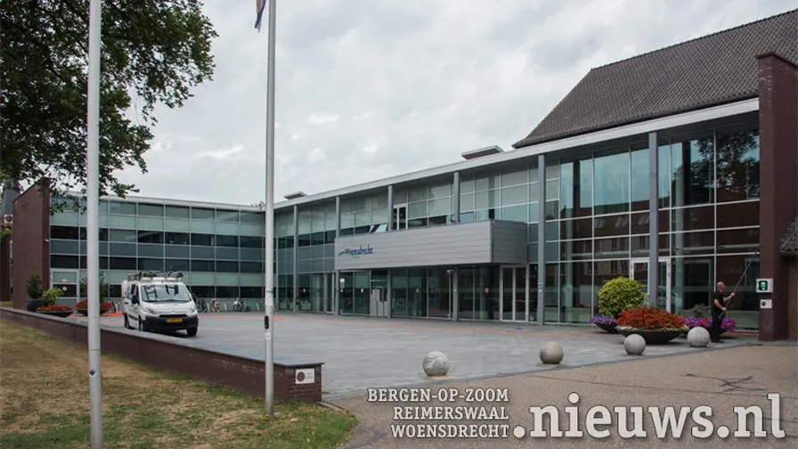 jkr hoo gemeentehuis 896 504 005b1