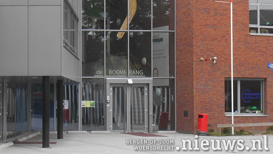 jkr hoo school boemerang 001b