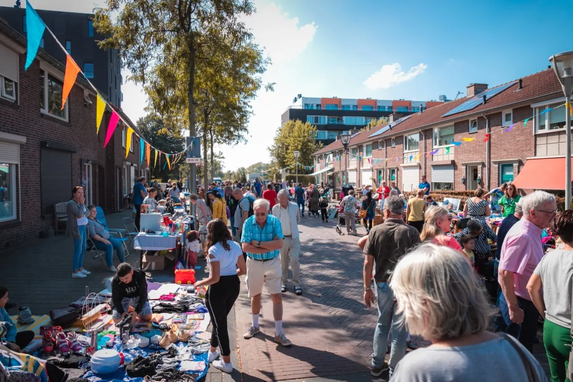 rommelmarkt beatrixlaan 1 fotocredits roy vermeij middel
