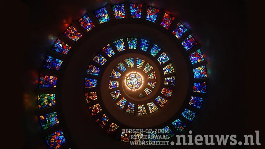 stained glass 1181864 340