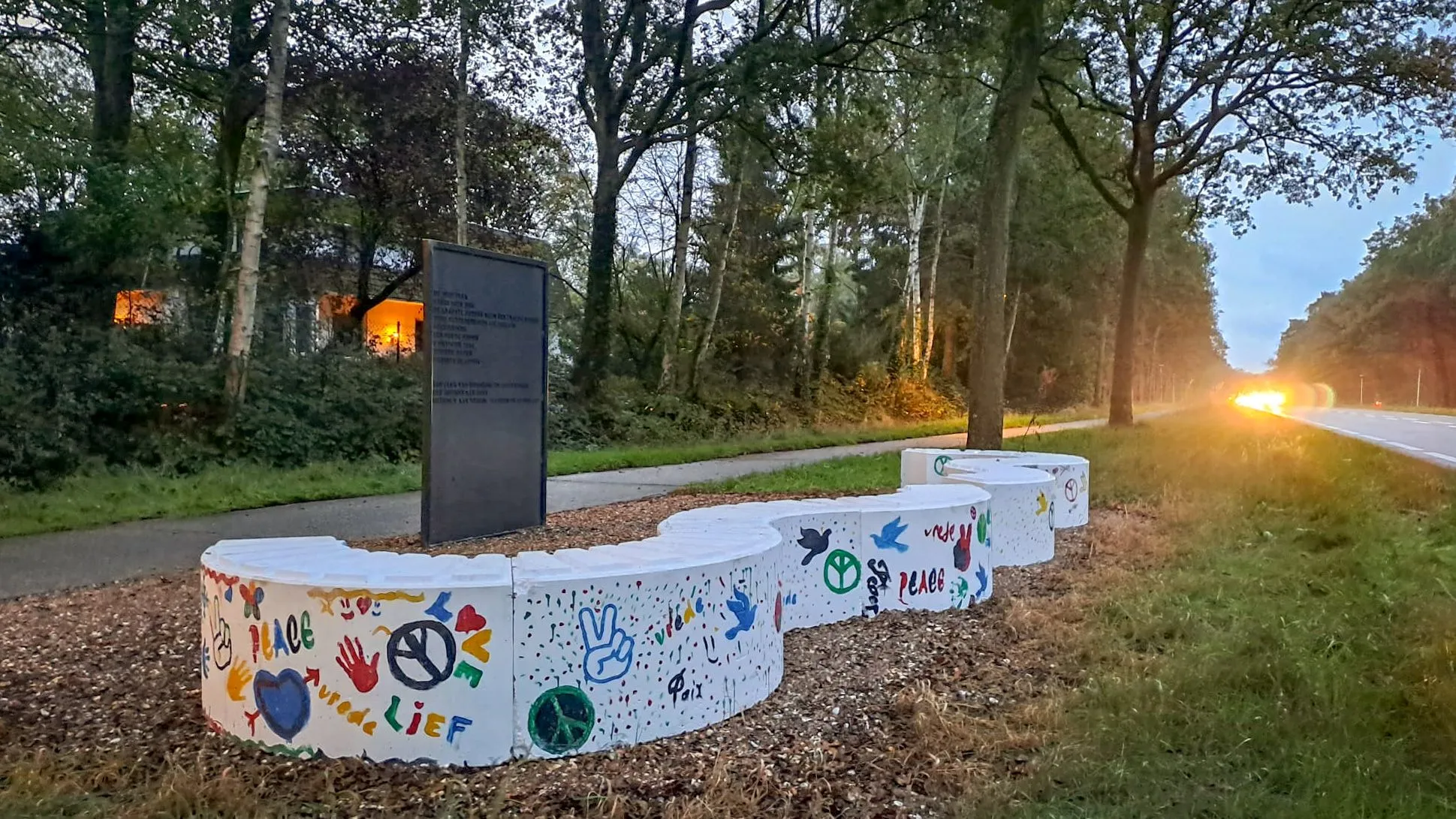 verzetsmonument antwerpsestraatweg bergenopzoom 01