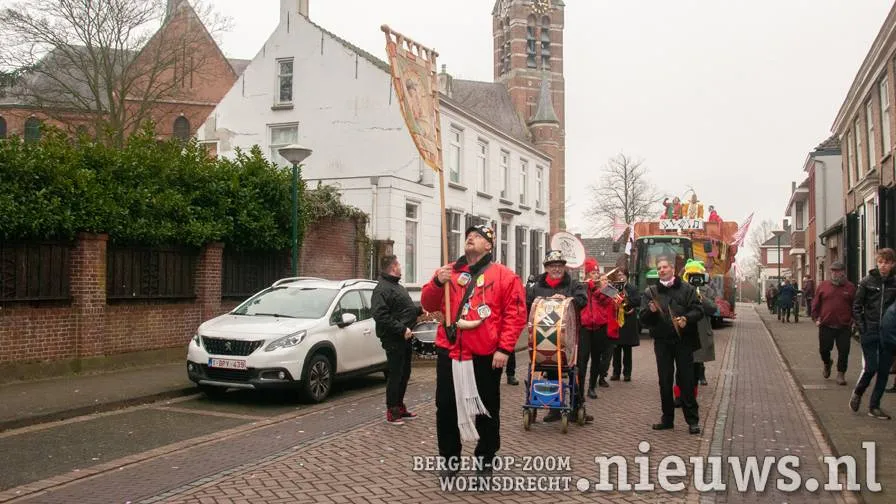 20230221 jkr oss optocht 036