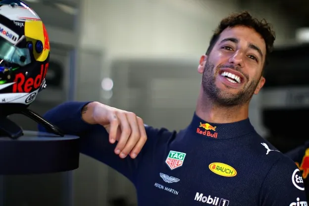 Ricciardo VT Japan 2jpg