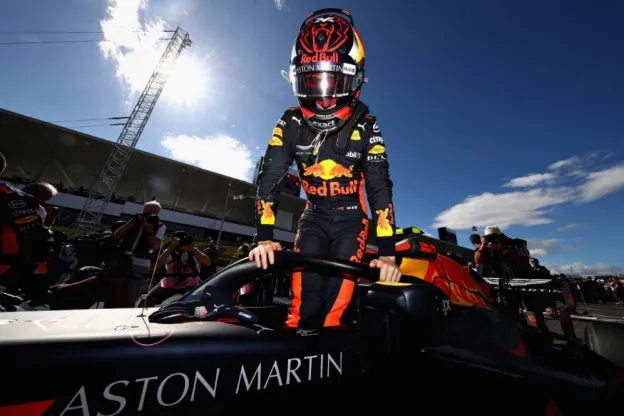 Verstappen cockpitjpg