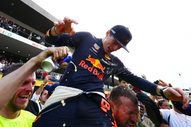 Verstappen gp mexico schoudersjpg