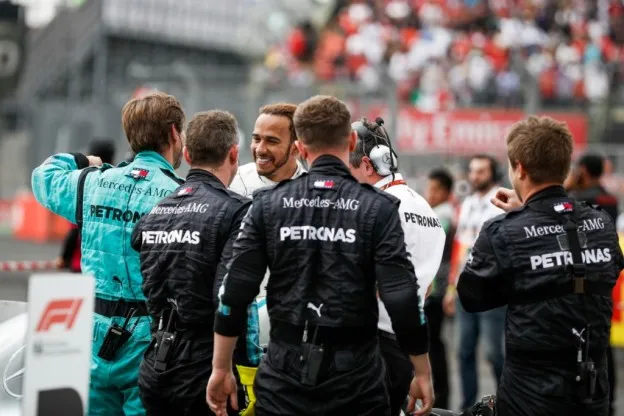 mercedes engineers mexicojpg