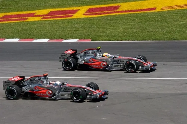 1024px Hamilton + Alonso 2007 Canada