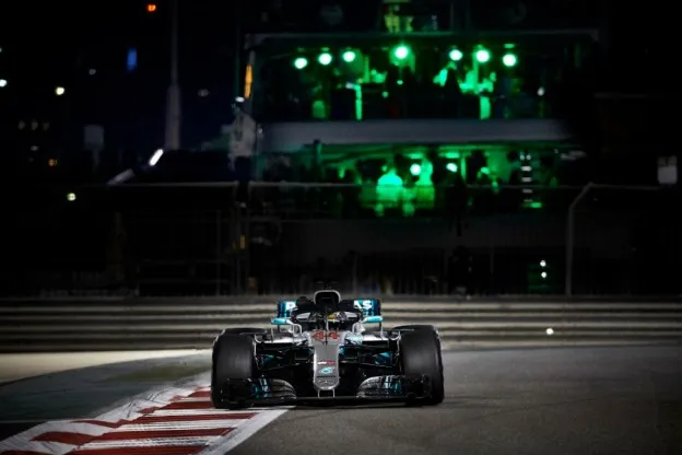 Hamilton gp abu dhabi 2018 vrijdagjpg