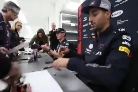 verstappenricciardohandtekeningjpg