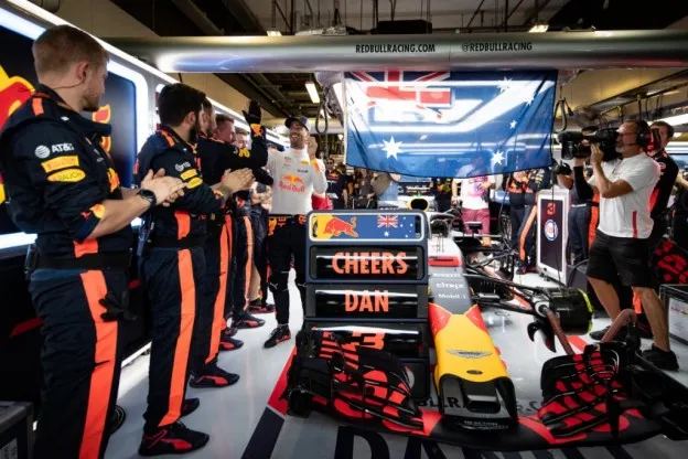 Ricciardo afscheid red bull abu dhabi 2018jpg