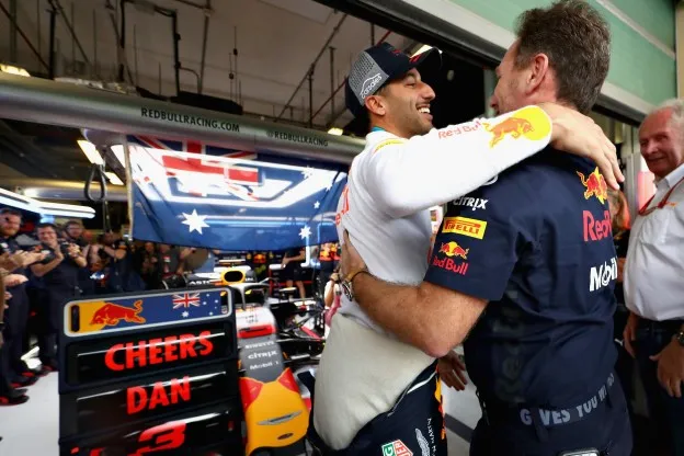 christian horner ricciardojpg