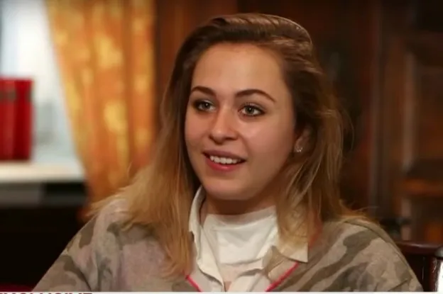 Sophia Floersch December 2018jpg