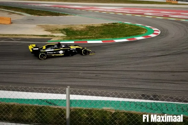 Ricciardo renault Barcelonajpg