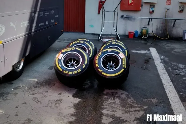 pirelli soft c2 c3 c4 gele banden bandjpg