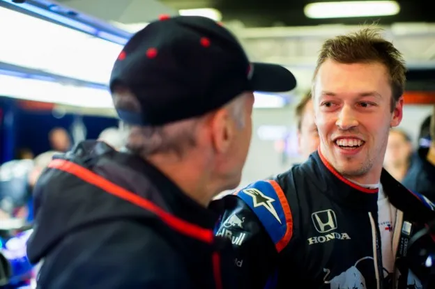 Daniil kvyat teamgenoot max verstappen 2019jpg