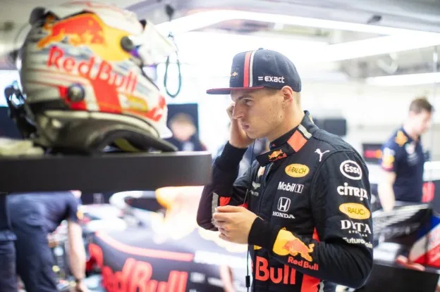 Verstappen RB15 problemenjpg