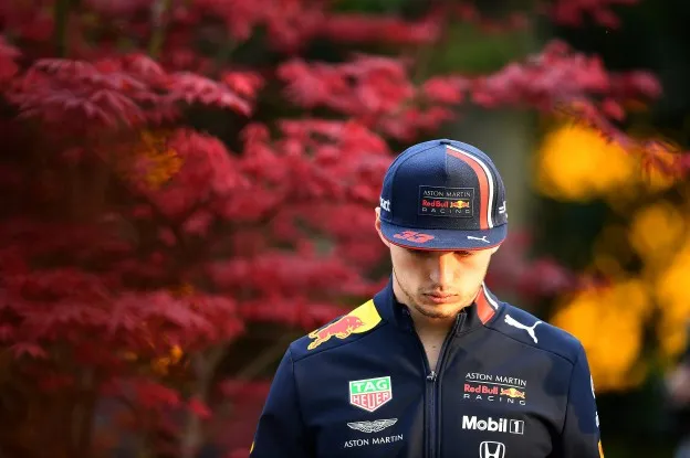 max verstappen treurig sad red bull china bomen 2019jpg