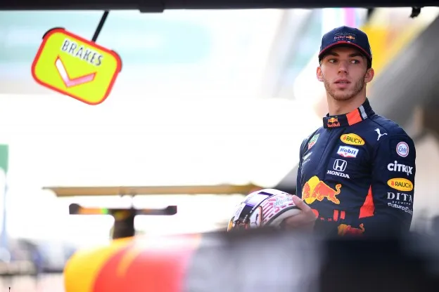 gasly china 2019 pitstraat shanghaijpg