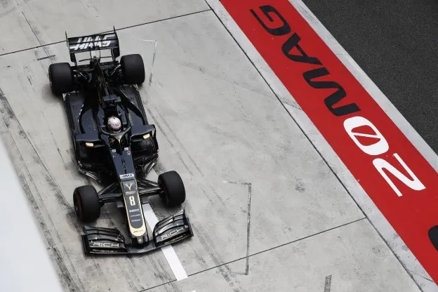 Grosjean pitstraat Chinajpg