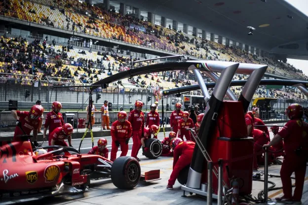Vettel pitstop China