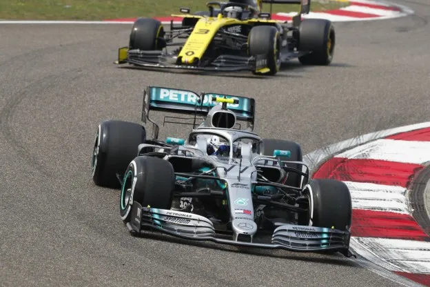 Bottas in actie Chinajpg