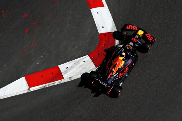 max rb15 kerb baku bocht red bulljpg