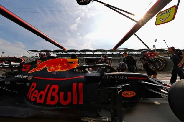 FIA standaardonderdelen 2021 techniek daniel ricciardo gp hongarije 2018jpg